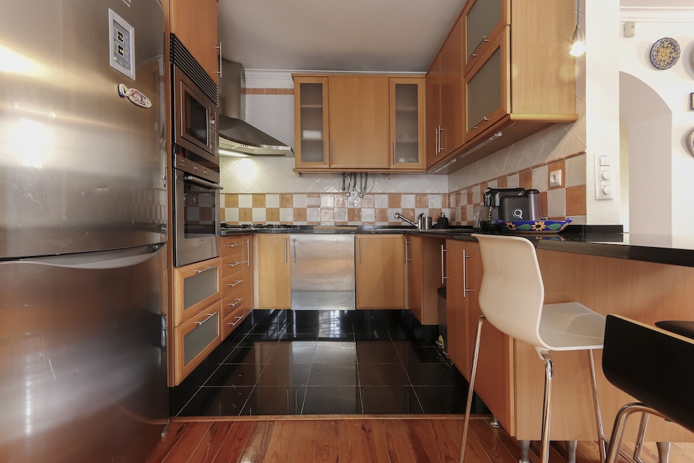 Grand Parliment Duplex by Homing