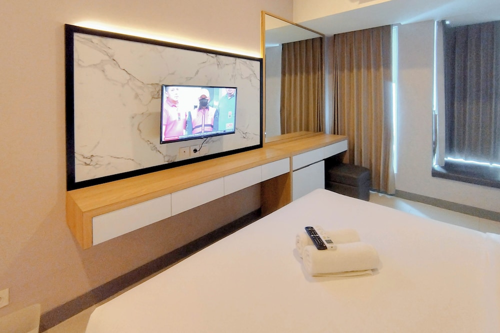 Comfortable Studio Direct Access to Mall at Anderson Supermall Mansion Apartment