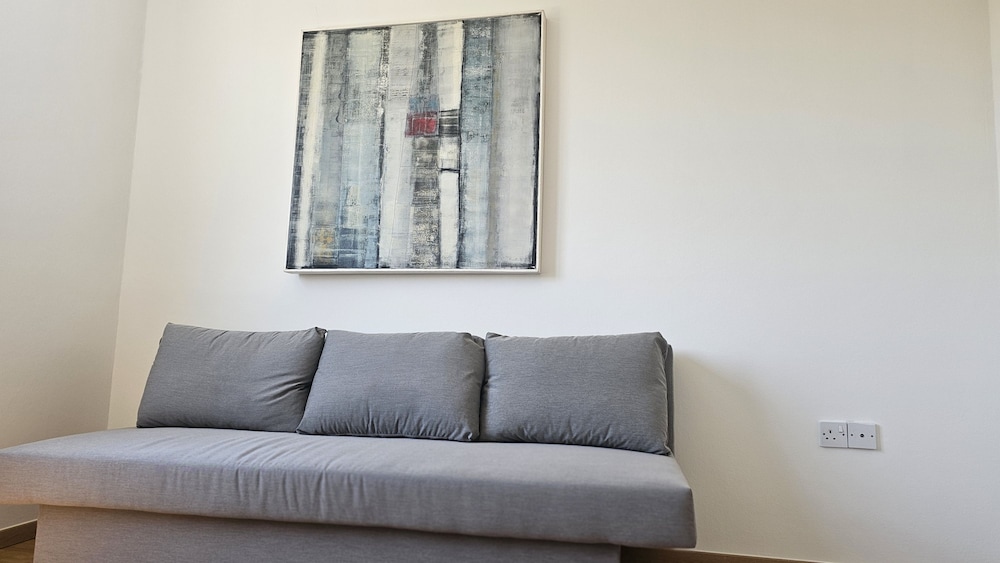 56 NIC - Stay Space View Apartment
