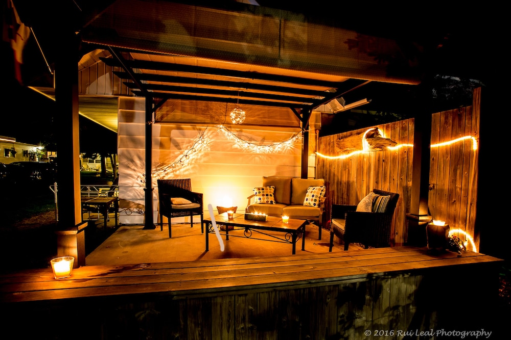 Balm Beach Resort & Motel