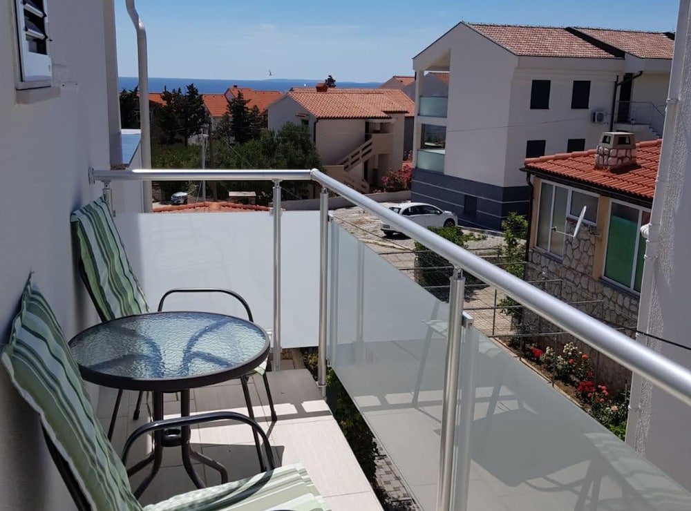 Apartments Sun Dance With Heated Pool