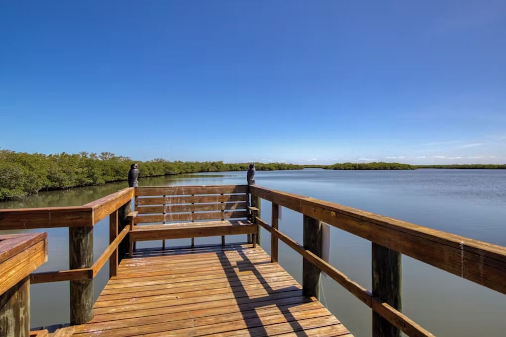 140 Ocean Estates Dr