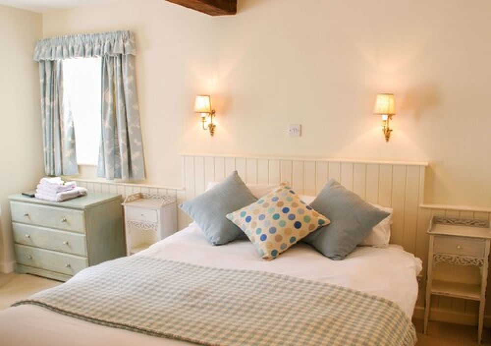 Horse & Groom - Upper Oddington