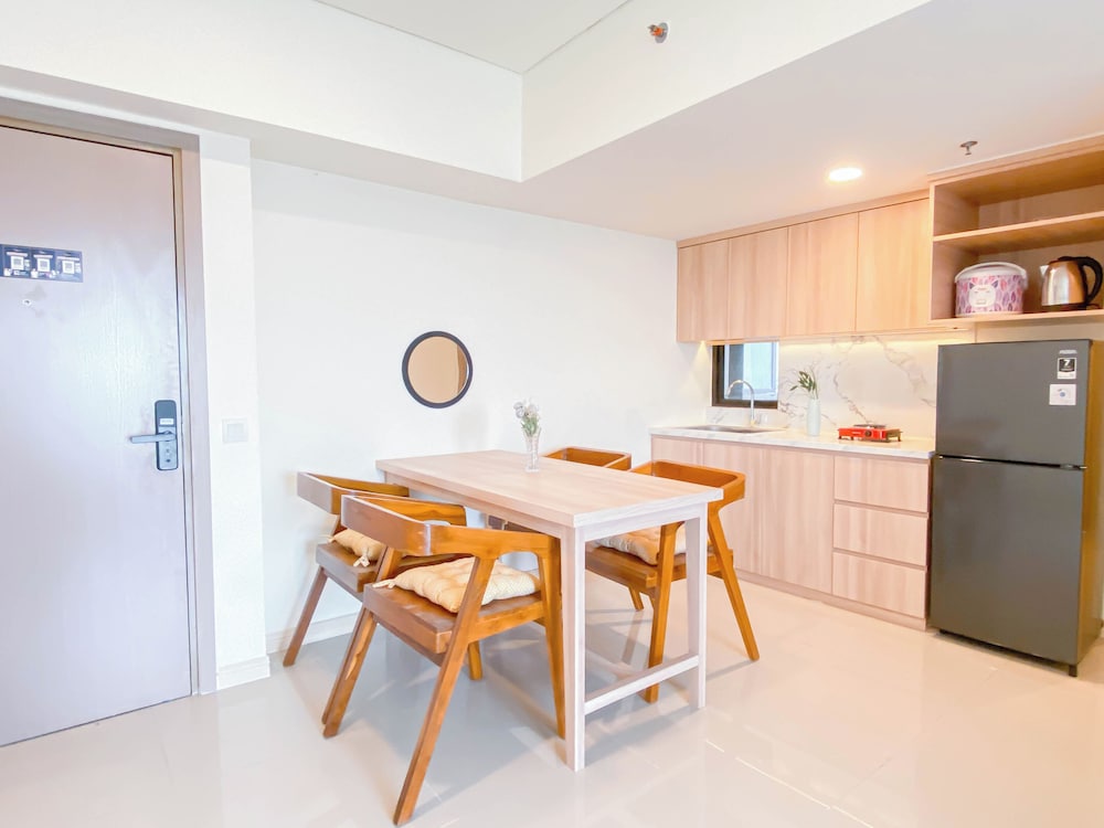 Restful 3Br At Meikarta Apartment