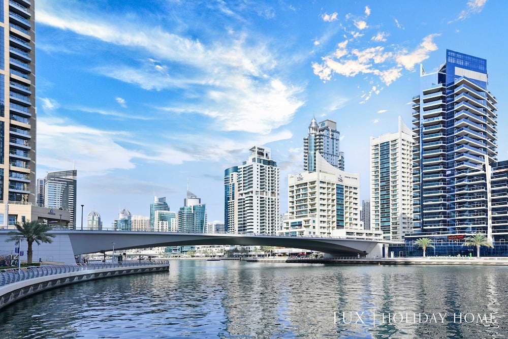 LUX  Marina Promenade Penthouse suite