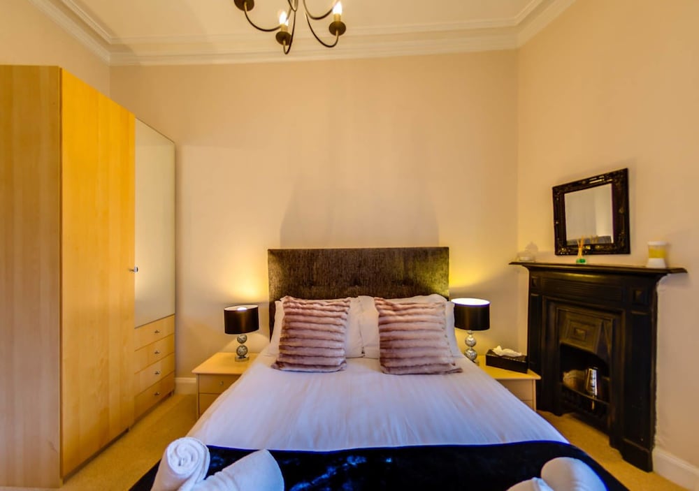 JOIVY Fabulous Ground-floor 3-bedroom Near Old Town photo 4