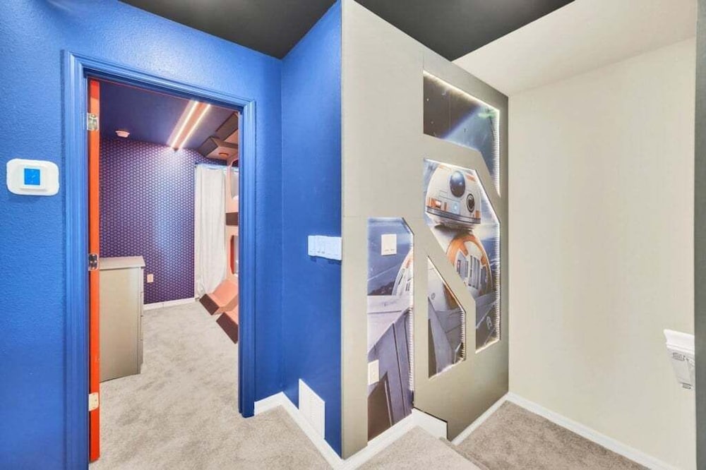 5 Bedroom Townhome With Private Splash Pool! 5 Townhouse