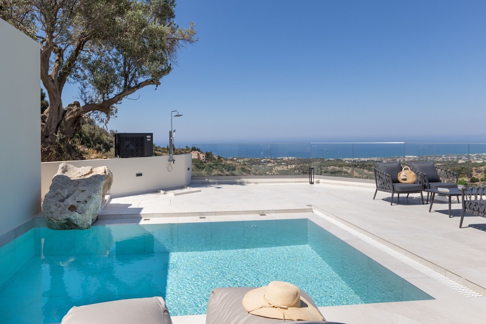 Villa Santa Irini 3 - With Heated Pool