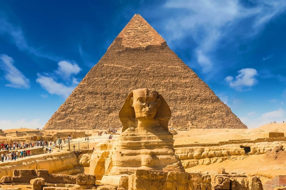 Hapi Pyramids Hotel