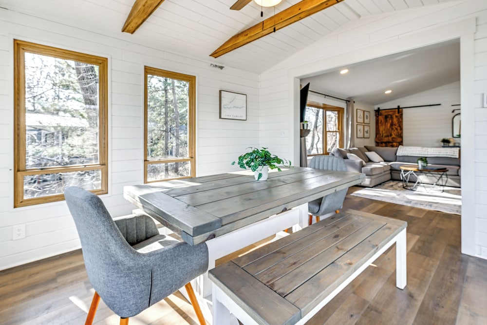 Boat Dock, Hot Tub & Deck: Lakefront Nekoosa Home!