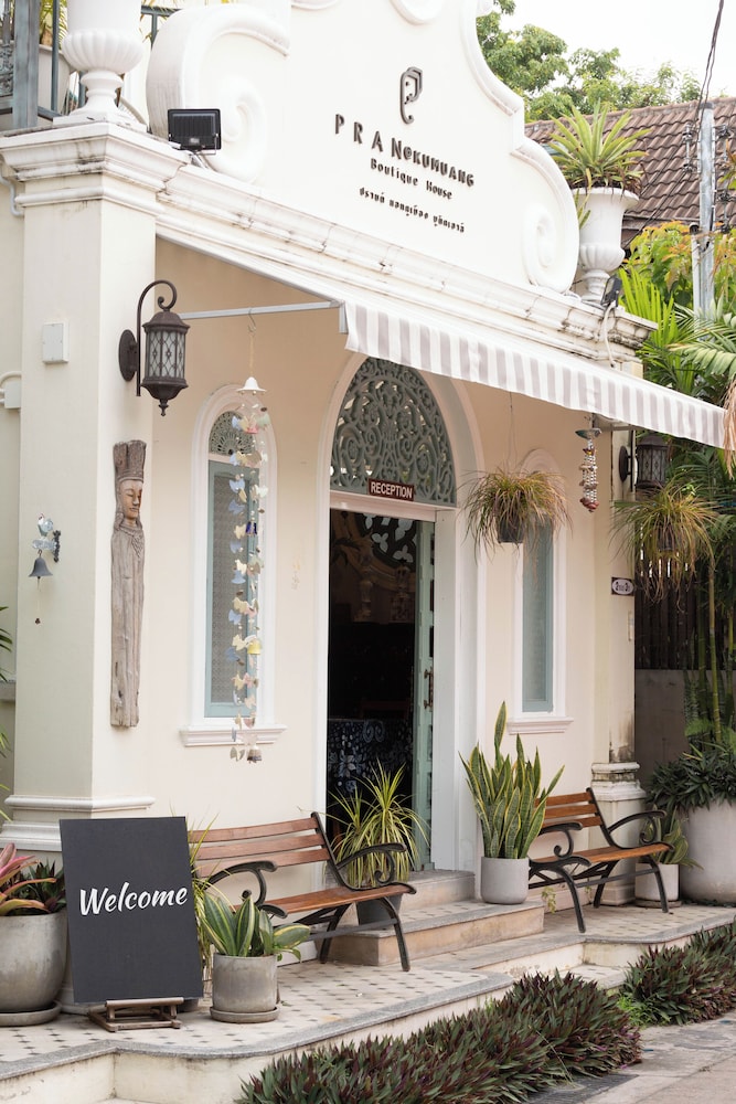 Pran at Kumuang Boutique House view 3