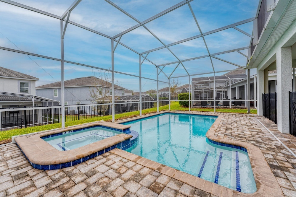 9BR Villa Home Theater Pool Sleeps 16