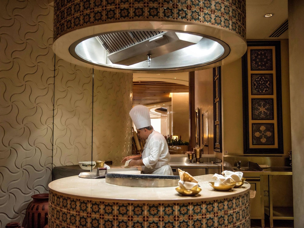 Swissotel Living Al Ghurair