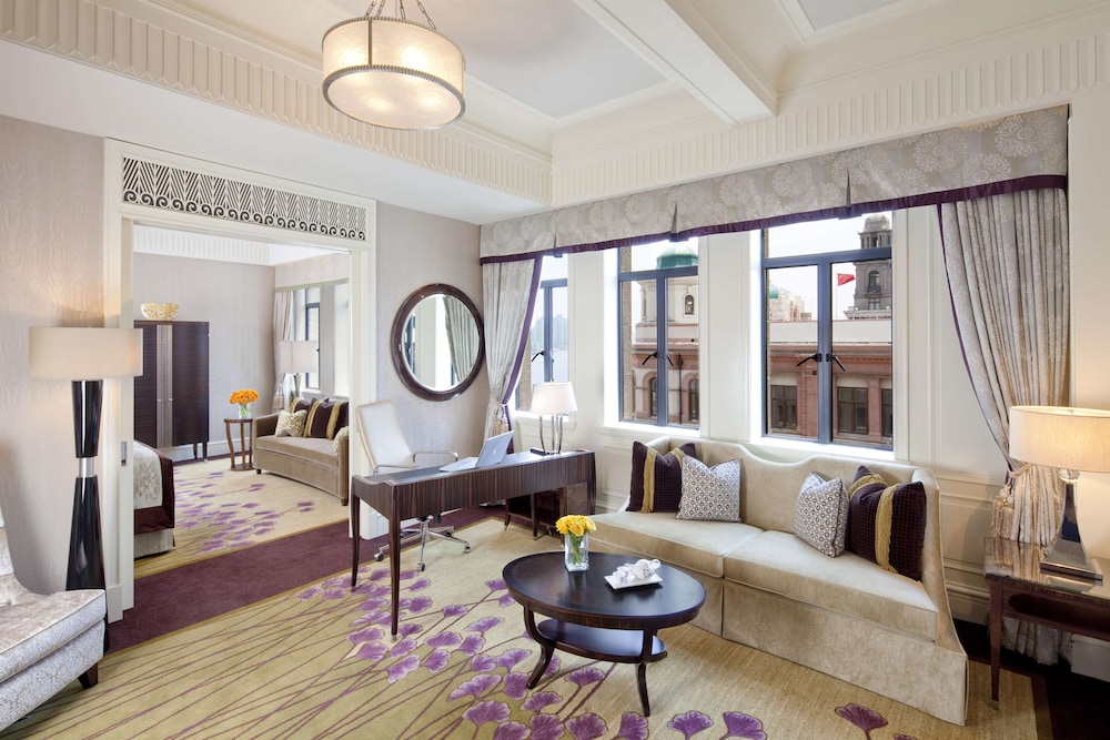 Fairmont Peace Hotel on the Bund 40