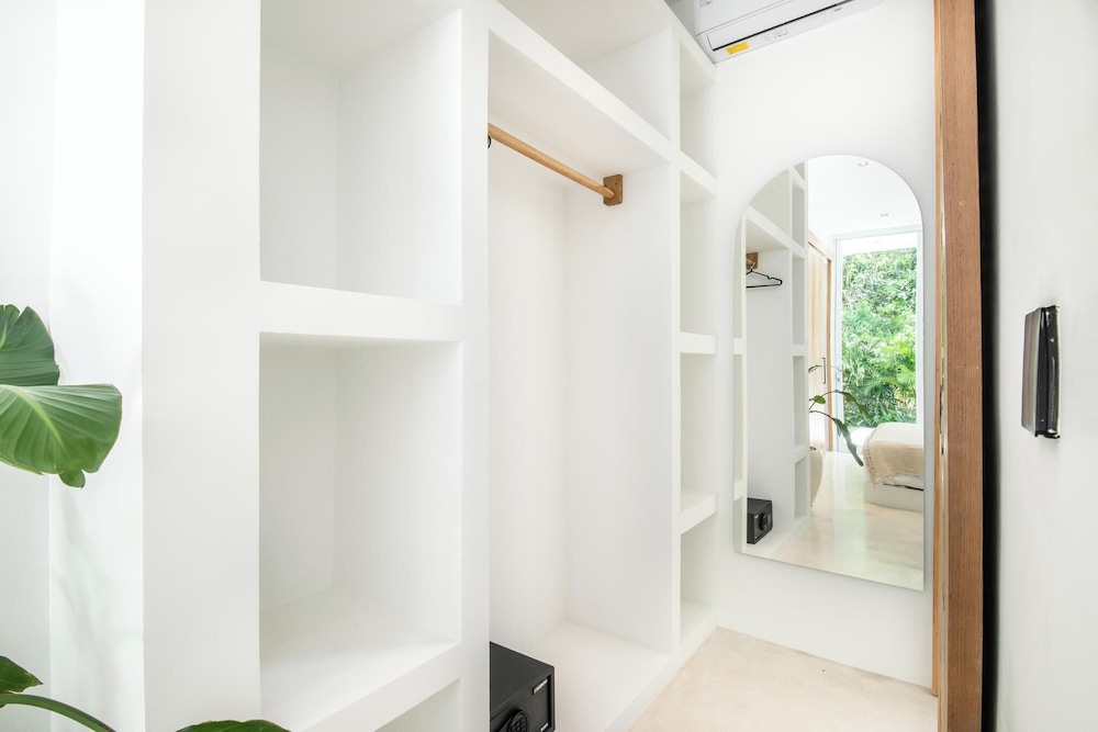 Chic 2BR Villa, 5min to Bingin's Coastal Bliss