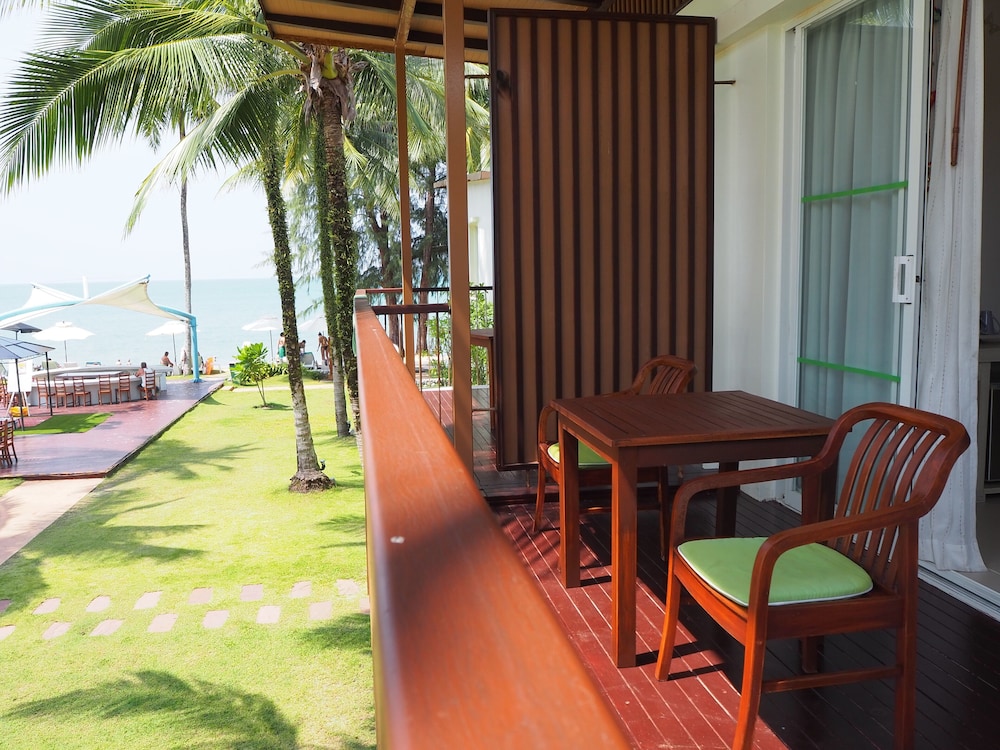 Thai Mueang Vacations - The Briza Beach Resort Khaolak - Property Image 106