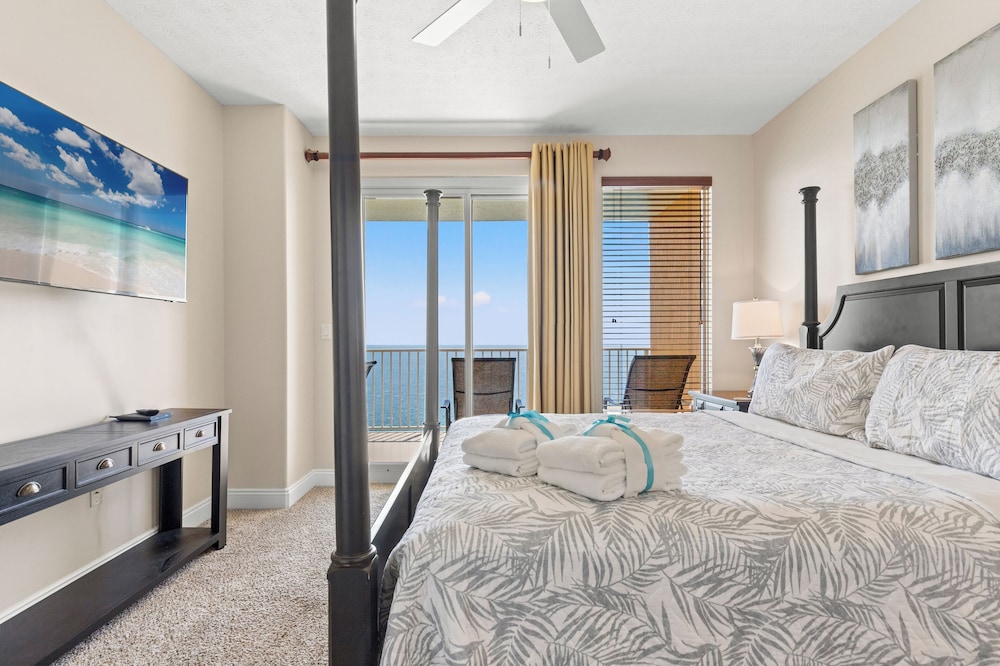 Treasure Island Unit 2011: Sunset Sands, 2 Bed/2 Bath Retreat Sleeps 8!