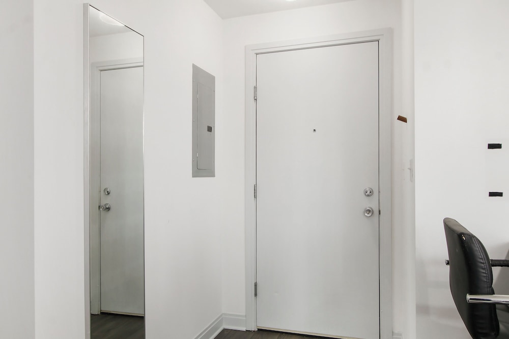 2BR Haven - Del Prado 1013
