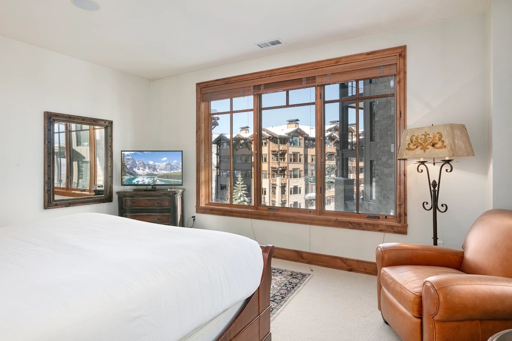 Shooting Star Lodge at Deer Valley Resort - Three Bedroom Residence #205 3 Condo