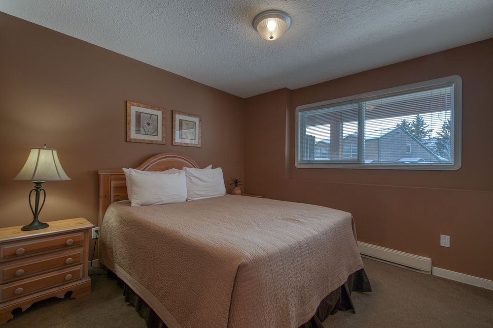 Fairmont Creek Property Rentals Marble Canyon