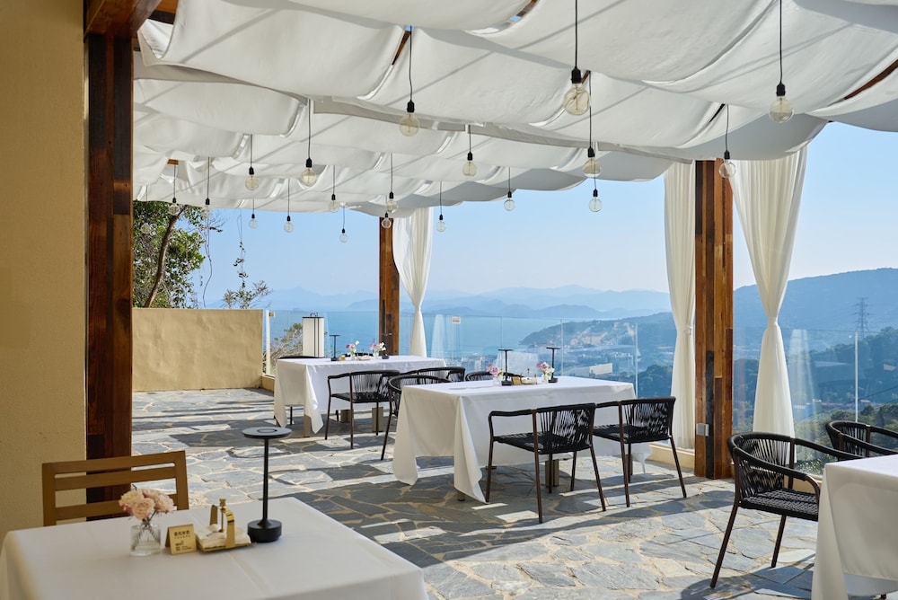 Miyue Shenzhen Tianlu Secret Wild Wizard Holiday Hotel
