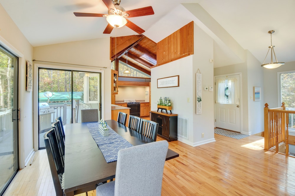 Waterfront Martin Home w/ Fire Pit & Large Deck