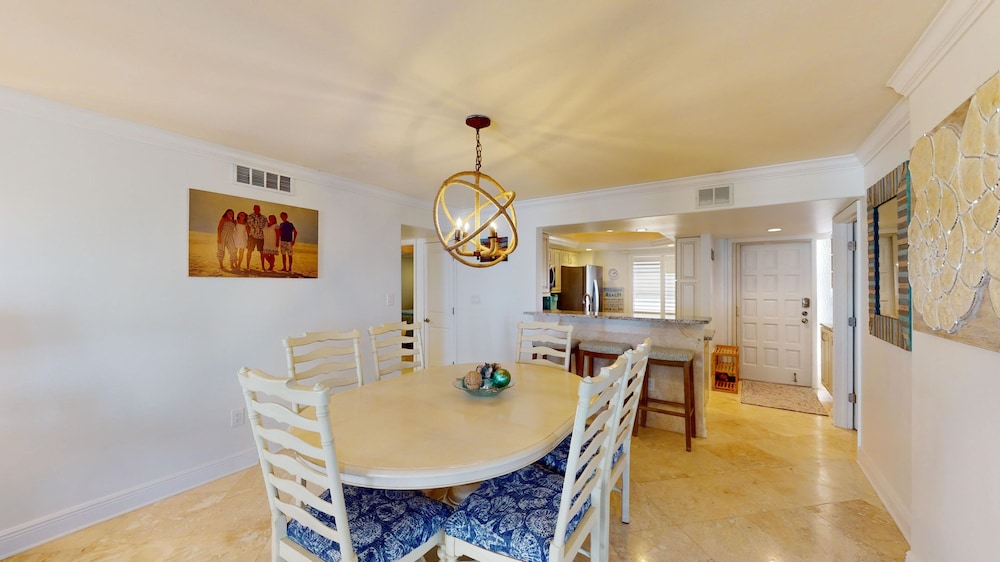 Sandarac 502b: Beachfront 3br Condo W/ Pool & Views 3 Bedroom Condo