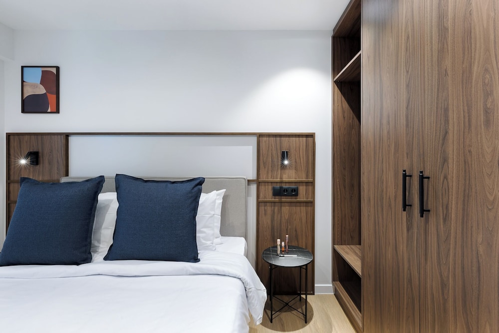 MoRe by Zoia Living