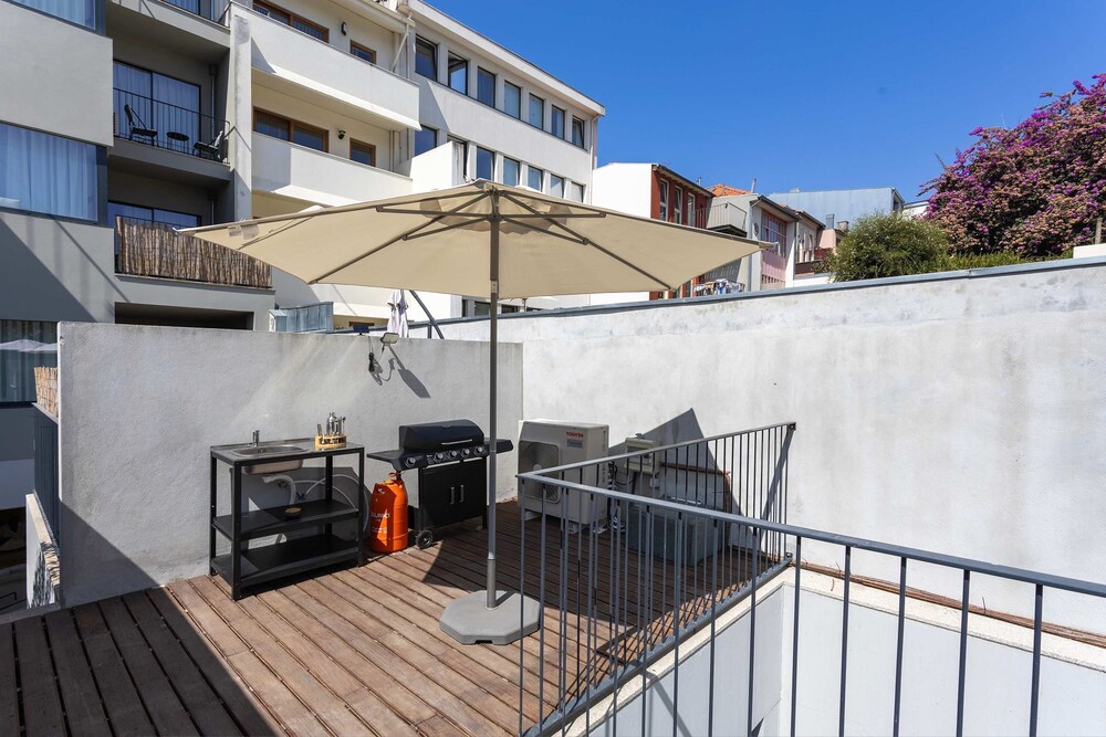 Liiiving in Porto - Pool Paradise Apartment C