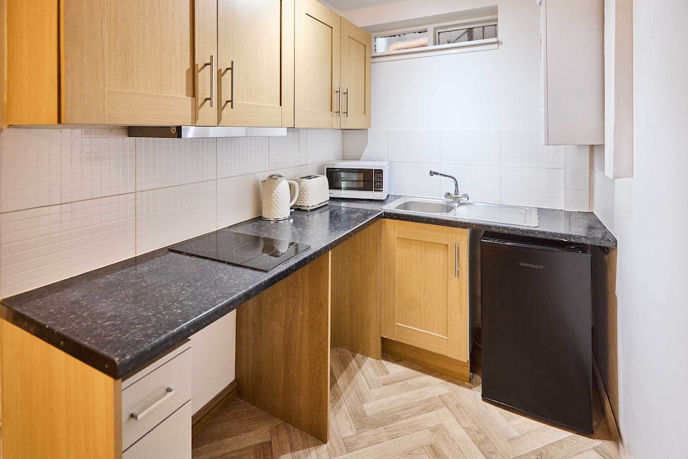 Host Stay Emporium Ground Floor Apartment