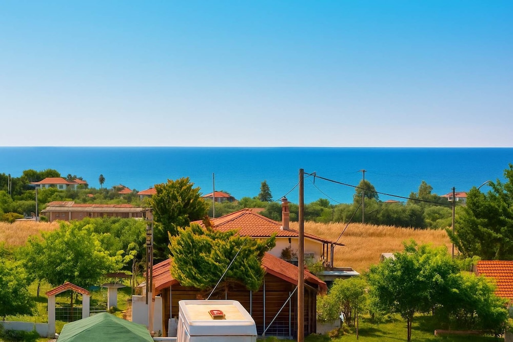 Chalkidiki s Seaview Escape - Cozy Summer Getaway
