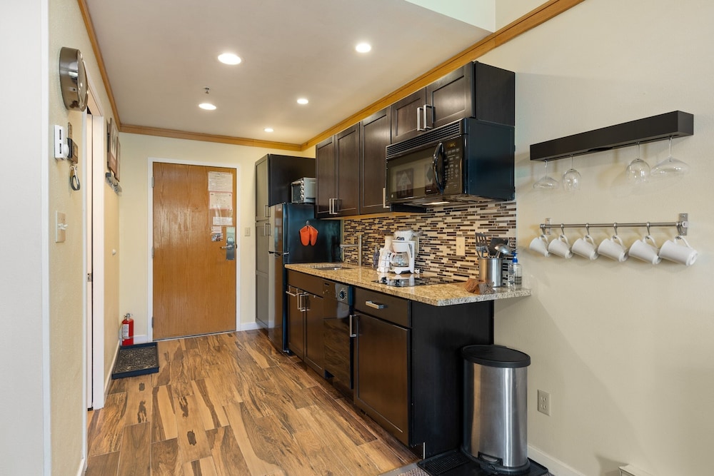 Keystone Ski Resort CO - Slopeside Lodging