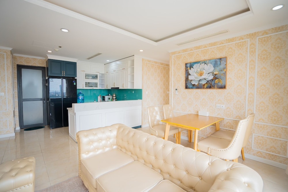 Hagi APT - Vinhomes D'Capitale in Ha Noi