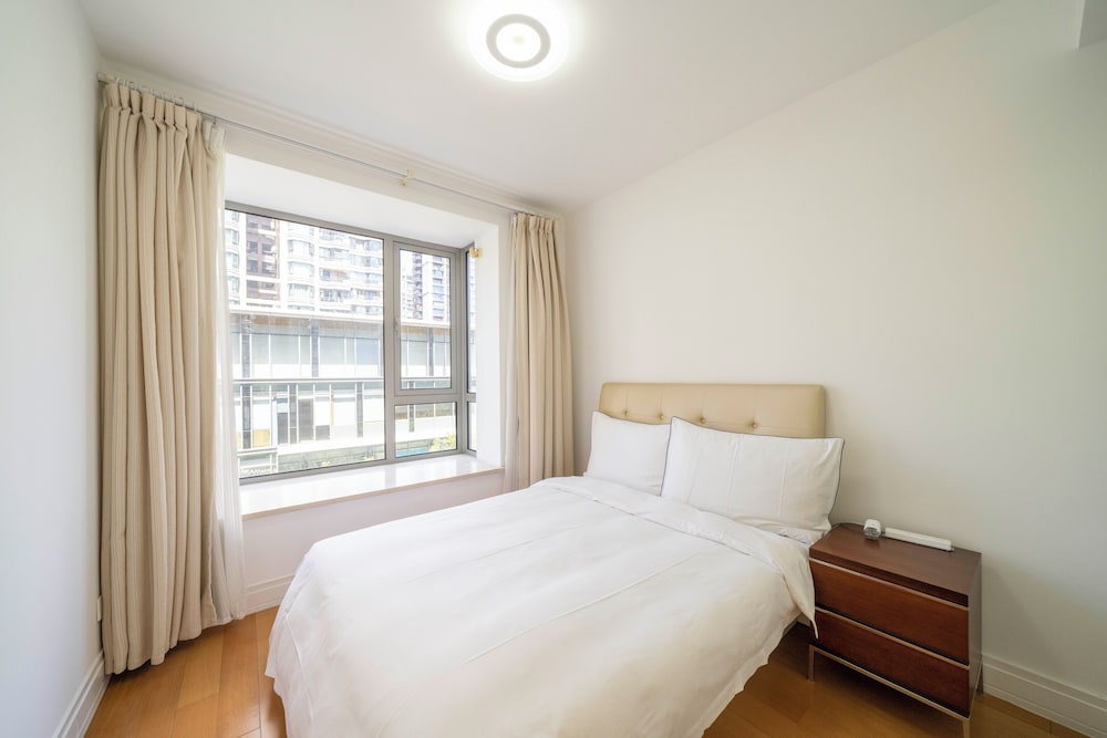 Tyms Stylish 3BR 2BA Apt Xuhui Center