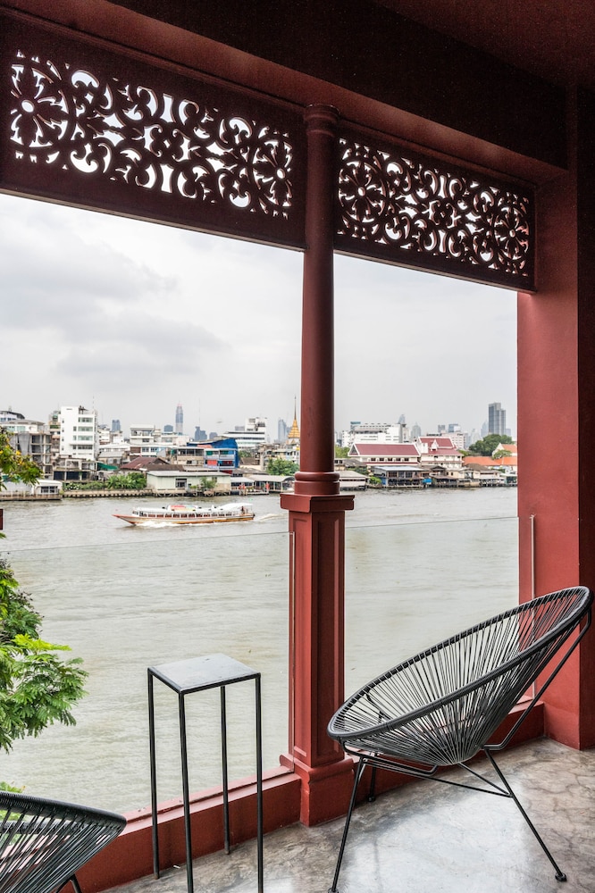Amdaeng Bangkok Riverside Hotel 22