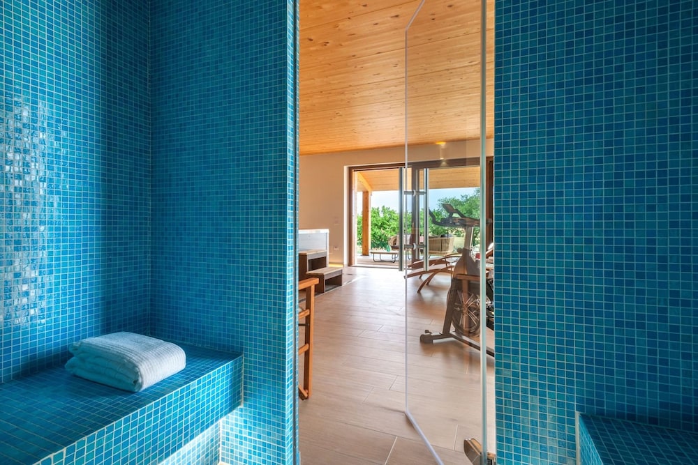 I Gelsi 12 2 by Marche Holiday Villas
