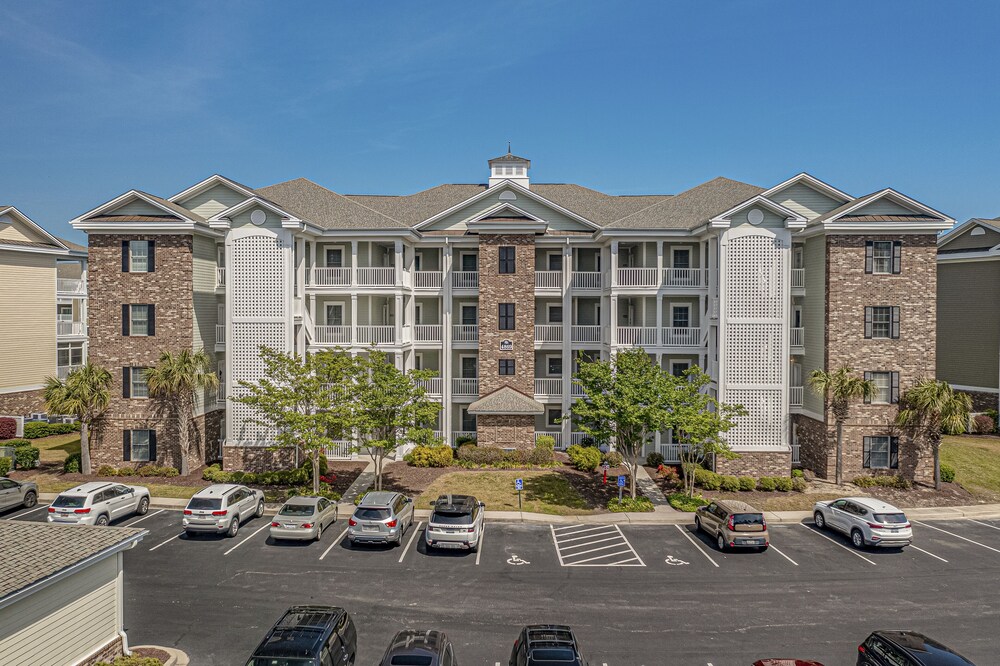 Magnolia Pointe Luster Leaf 4869-302 3 Bedroom Condo