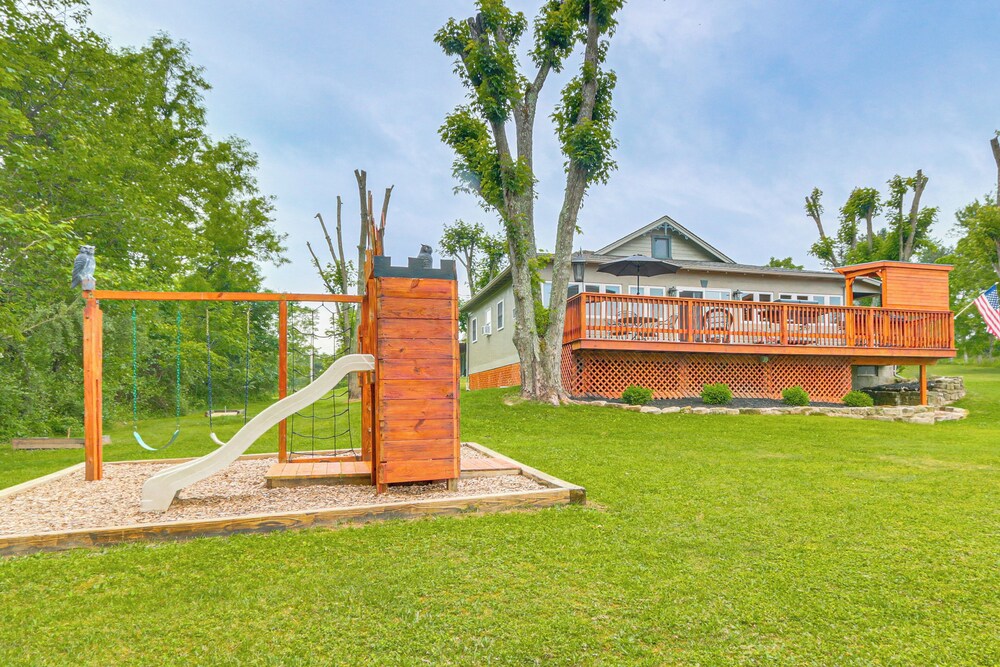 < 1 Mi to Raystown Lake: Family-friendly Cottage!