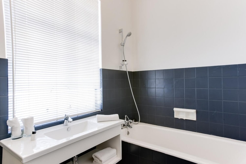 Albourne Boutique Guest House
