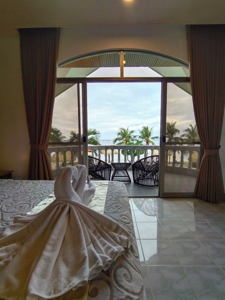Panglao Pearl Premier White Sand Resort