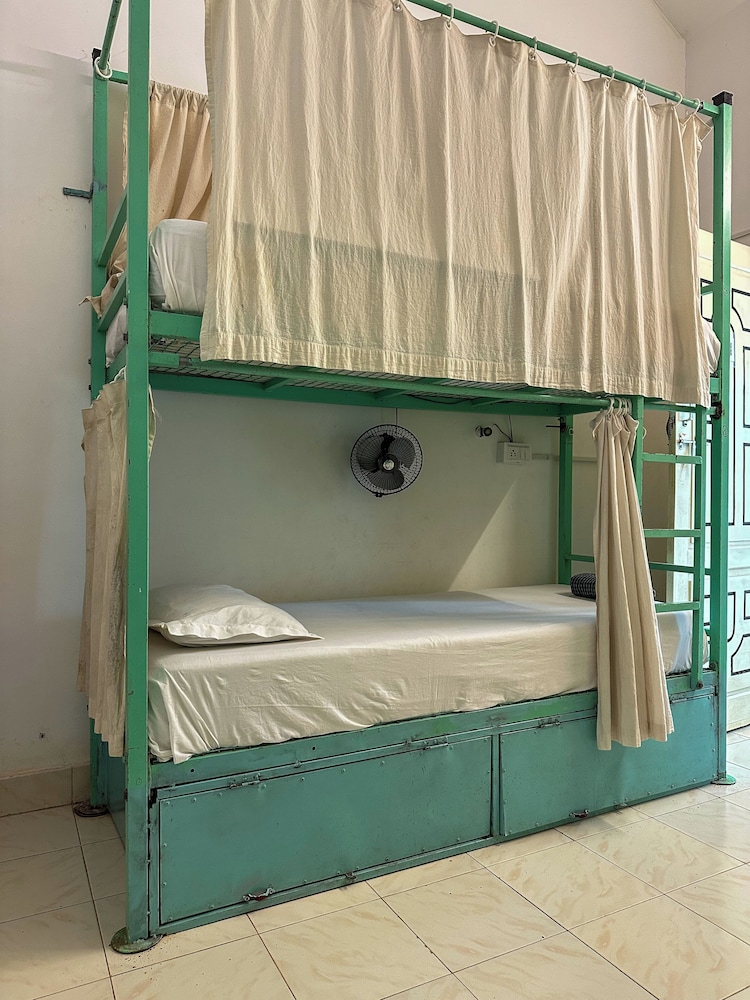 Molly's Hostel