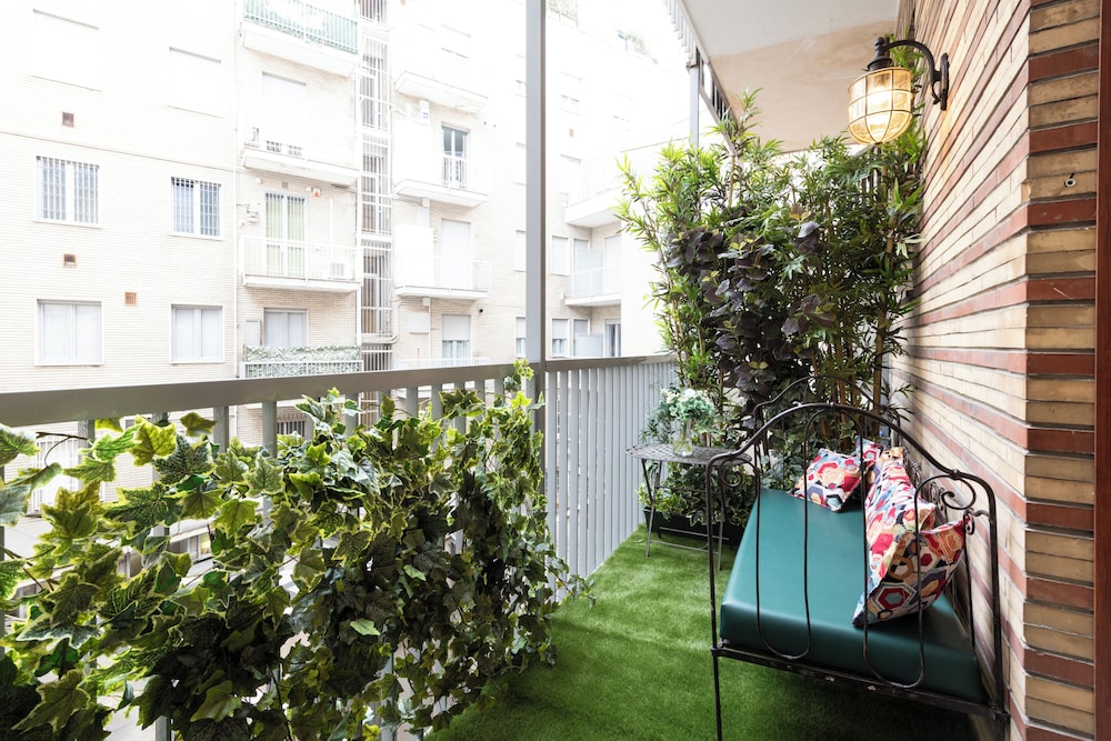 Falcone 5 – Stylish Duo Apartments