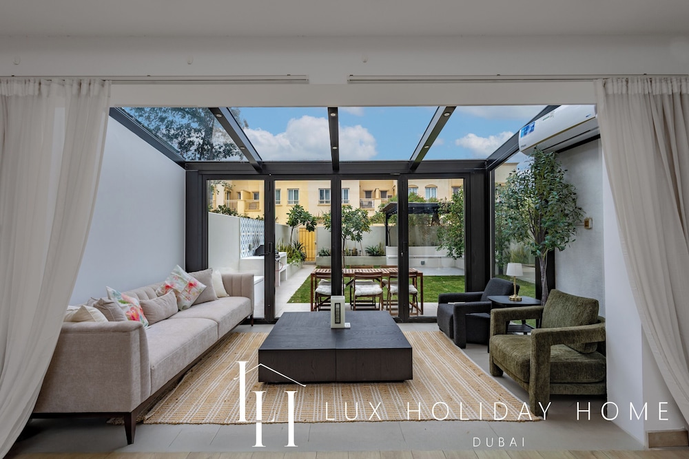 LUX The Serene Springs Villa