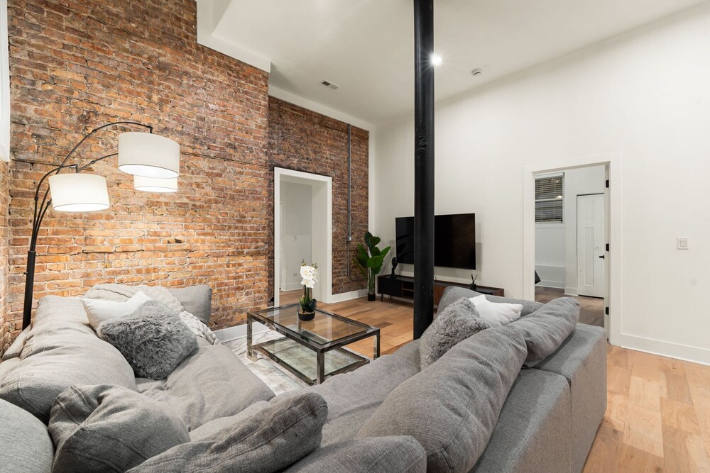 New West Town Listing