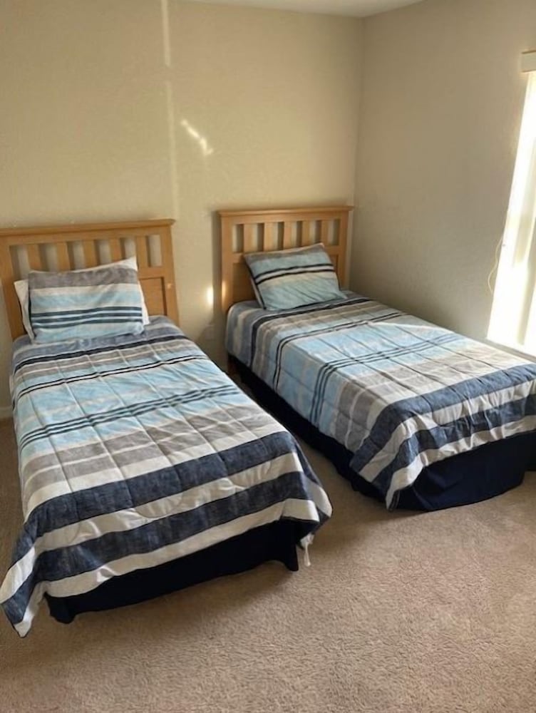 Davenport Vacation Homes by Shine FM