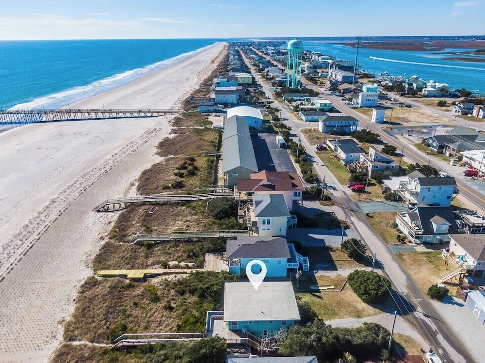703 By The Sea by Topsail Realty