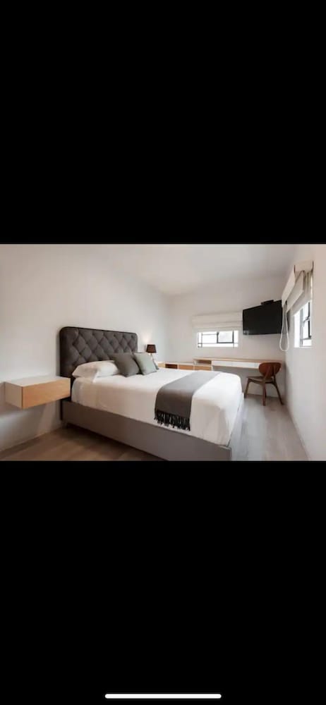 JEES B&B