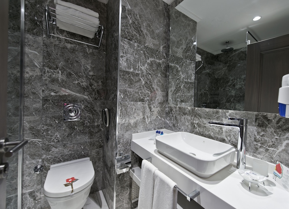 Delta Hotels by Marriott Bodrum - Image 6