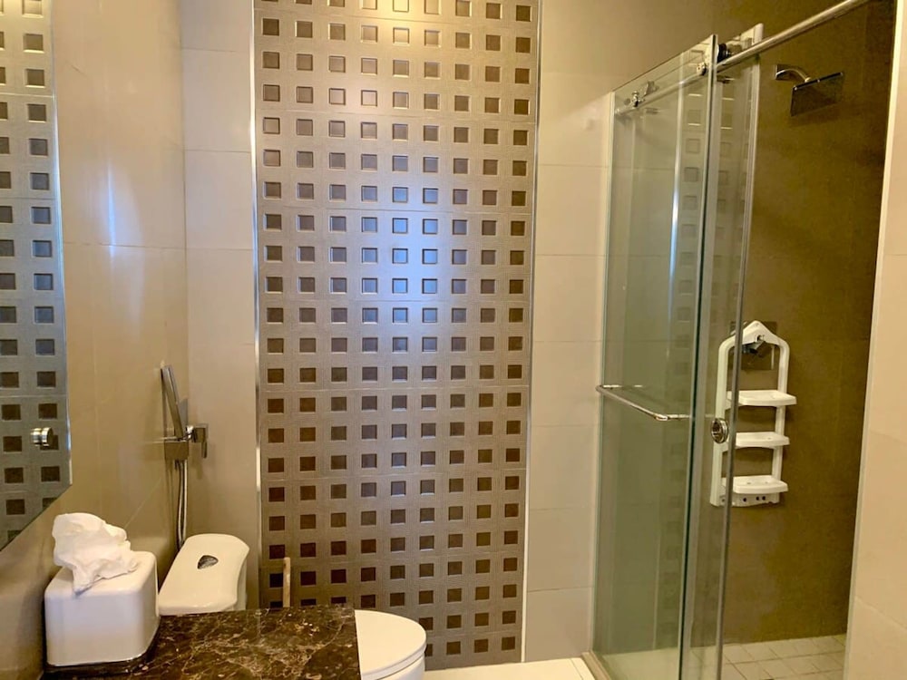 Amaranta Park I 2 Bed Apt With Balcony