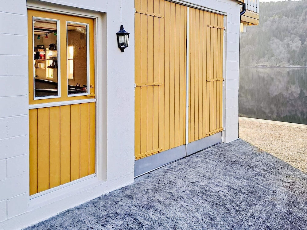 6 Person Holiday Home in Bygstad